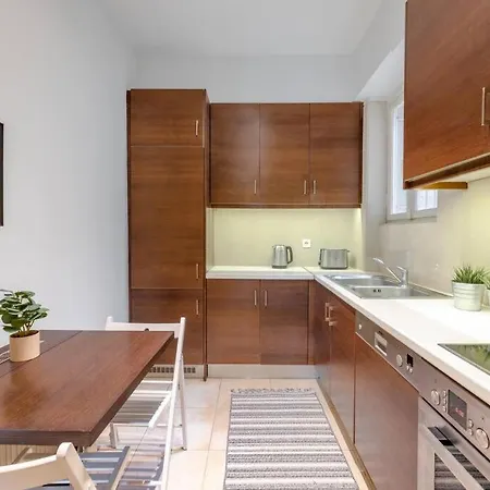 Panoramic 1br Near Kallimarmaro Stadium By Upstreet Apartment